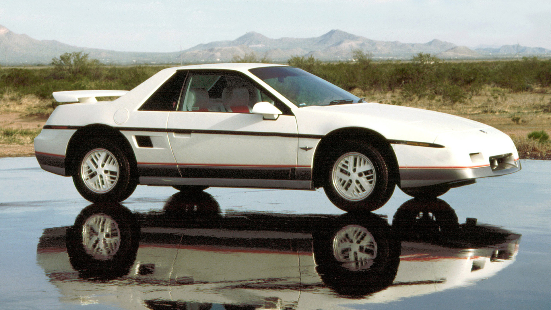 1990 Pontiac Fiero - АвтоГурман